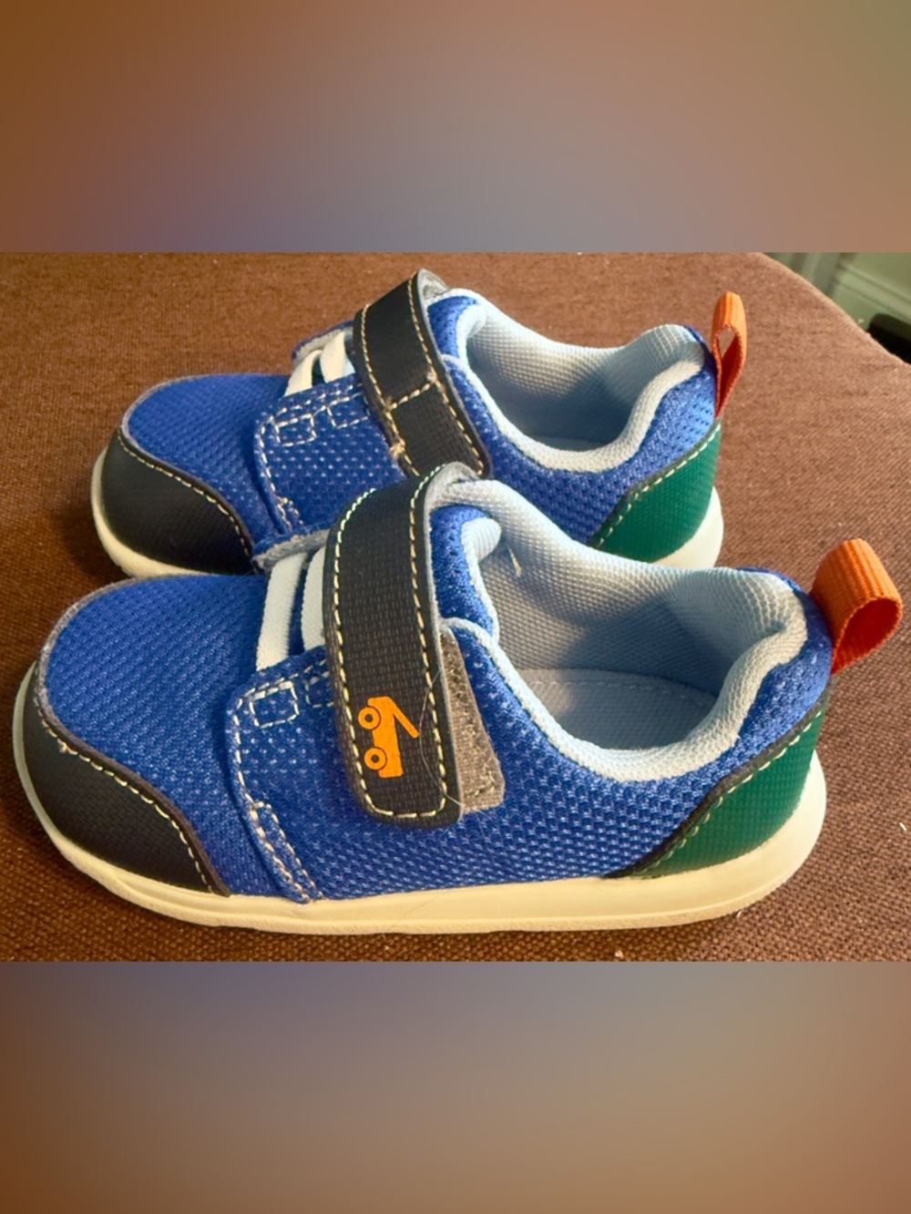 See Kai Run Spark Lace sneakers